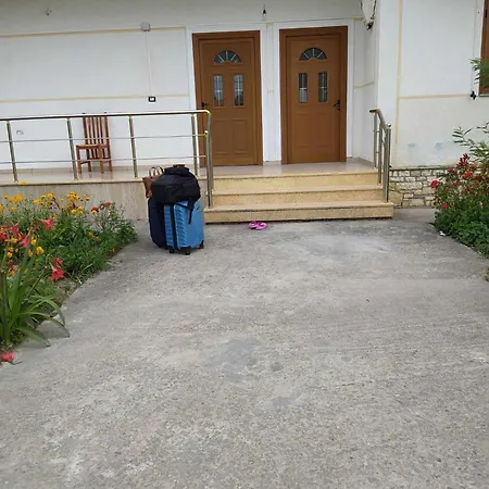 Fatmir Bed and breakfast Vlorë