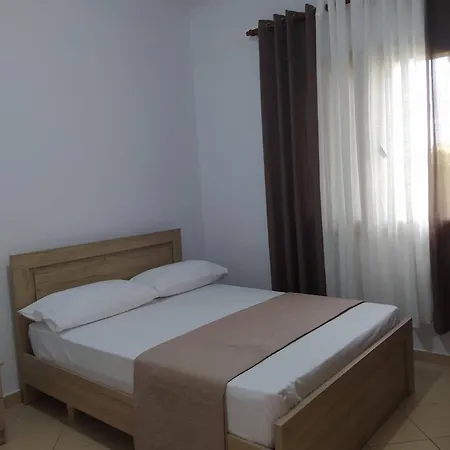 Fatmir Bed & Breakfast Vlore